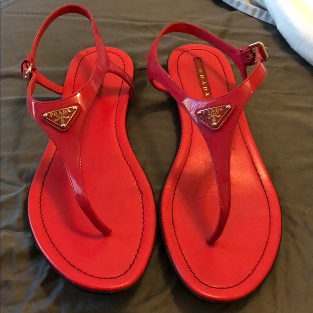 Hot pink Prada flat thong sandals - Picture 1 of 6
